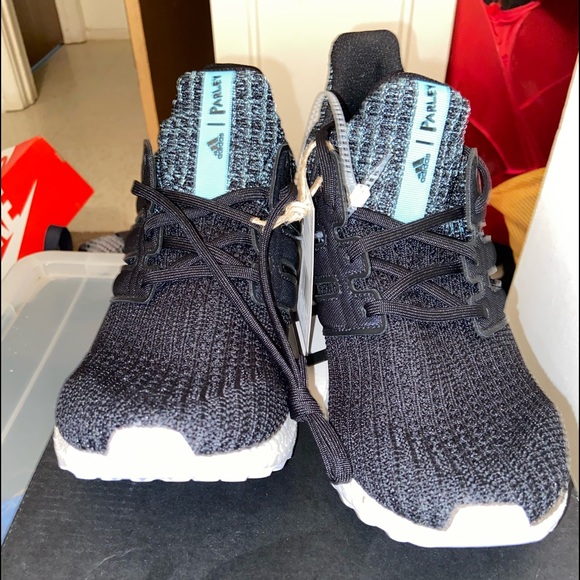 Adidas Ultra boost Parley. Brand New. Sz 10.5 - Picture 3 of 3